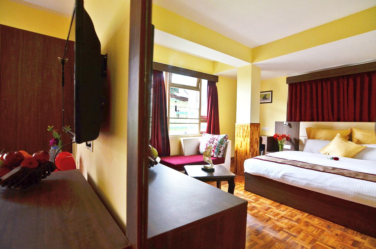 Hotel Powring Gangtok Esterno foto
