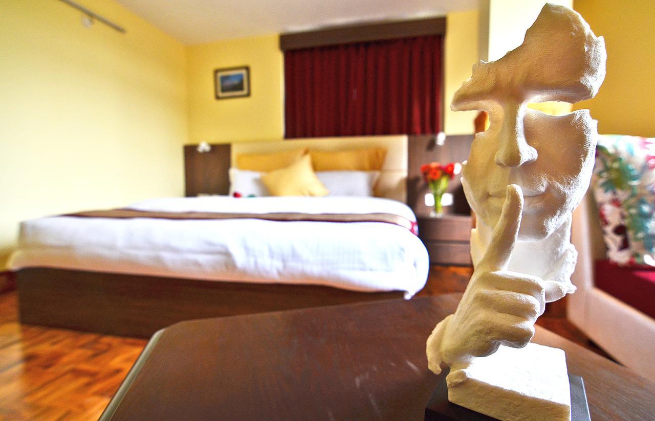 Hotel Powring Gangtok Esterno foto
